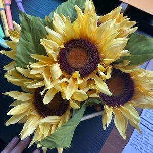 Small Sunflower Decor